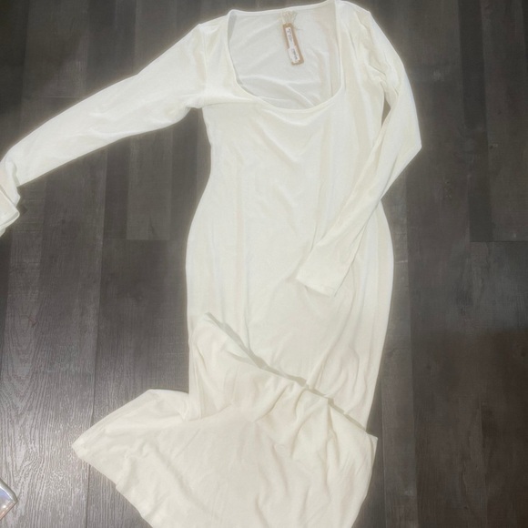 Skims soft lounge dress - Picture 1 of 3